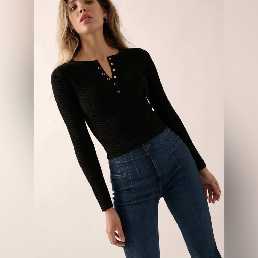 Promise The Label Sharper Fit Cropped Rib Knit Top Black Long Sleeve Sm GTC0629B